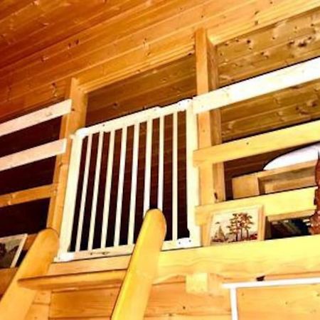 Königs Wusterhausen Haus Clemens - Gemuetliches Holzhaus Mit Grundstueckヴィラ エクステリア 写真